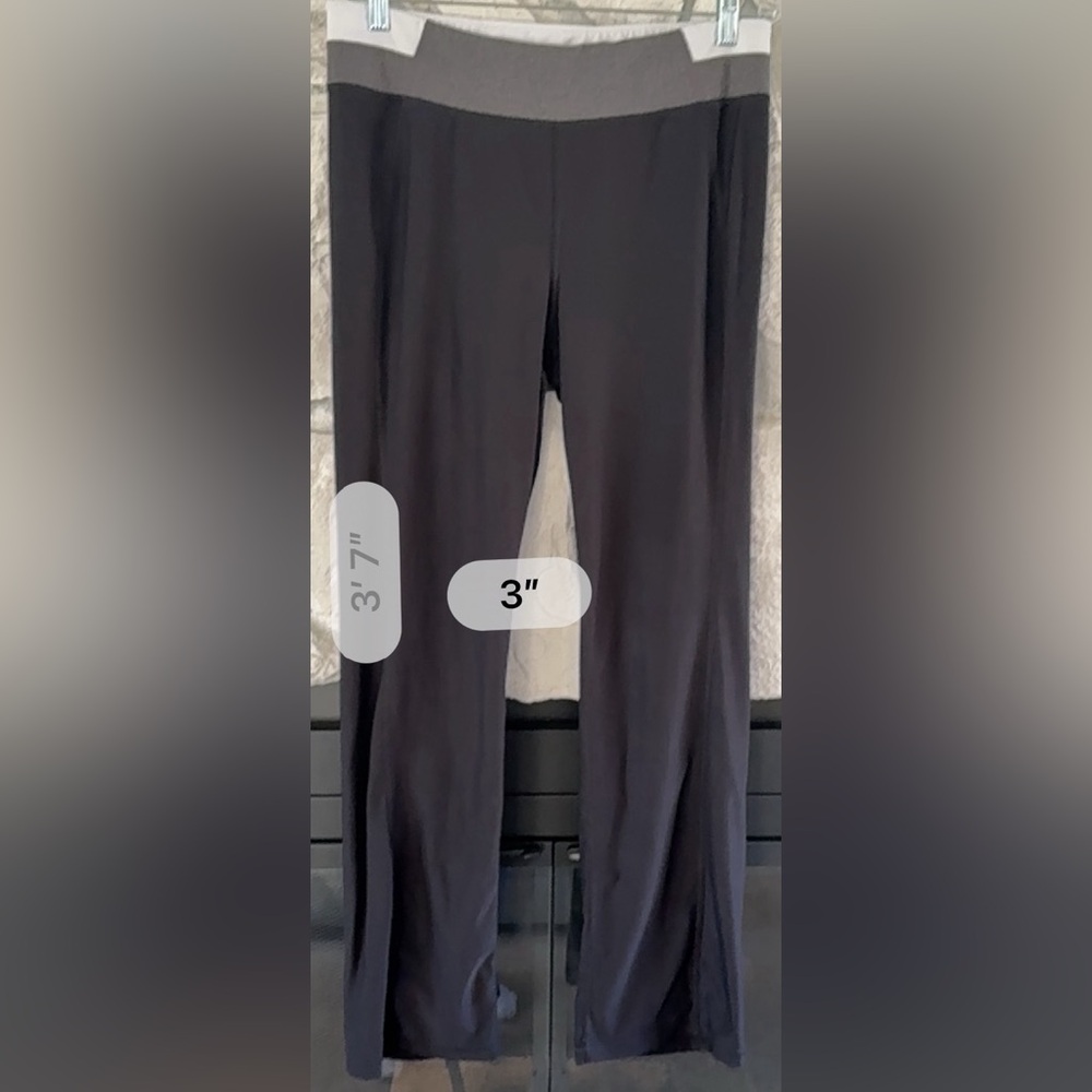 Xersion | Women’s Activewear Black Leggings with Pocket, Size XL - Picture 7 of 10
